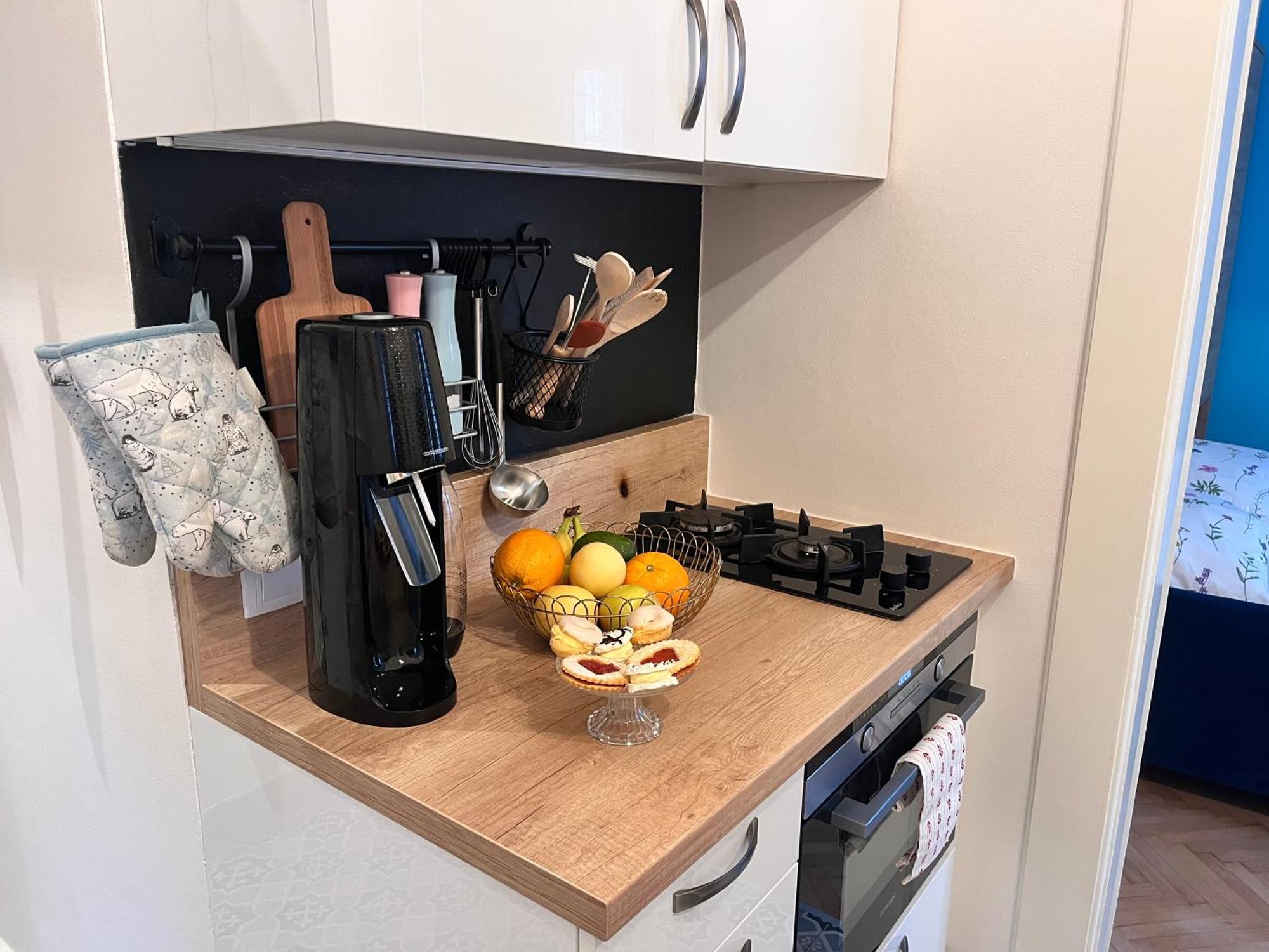 פראג Moderni Apartman Na Hluboke V Praze - Idealni Pro 4 מראה חיצוני תמונה