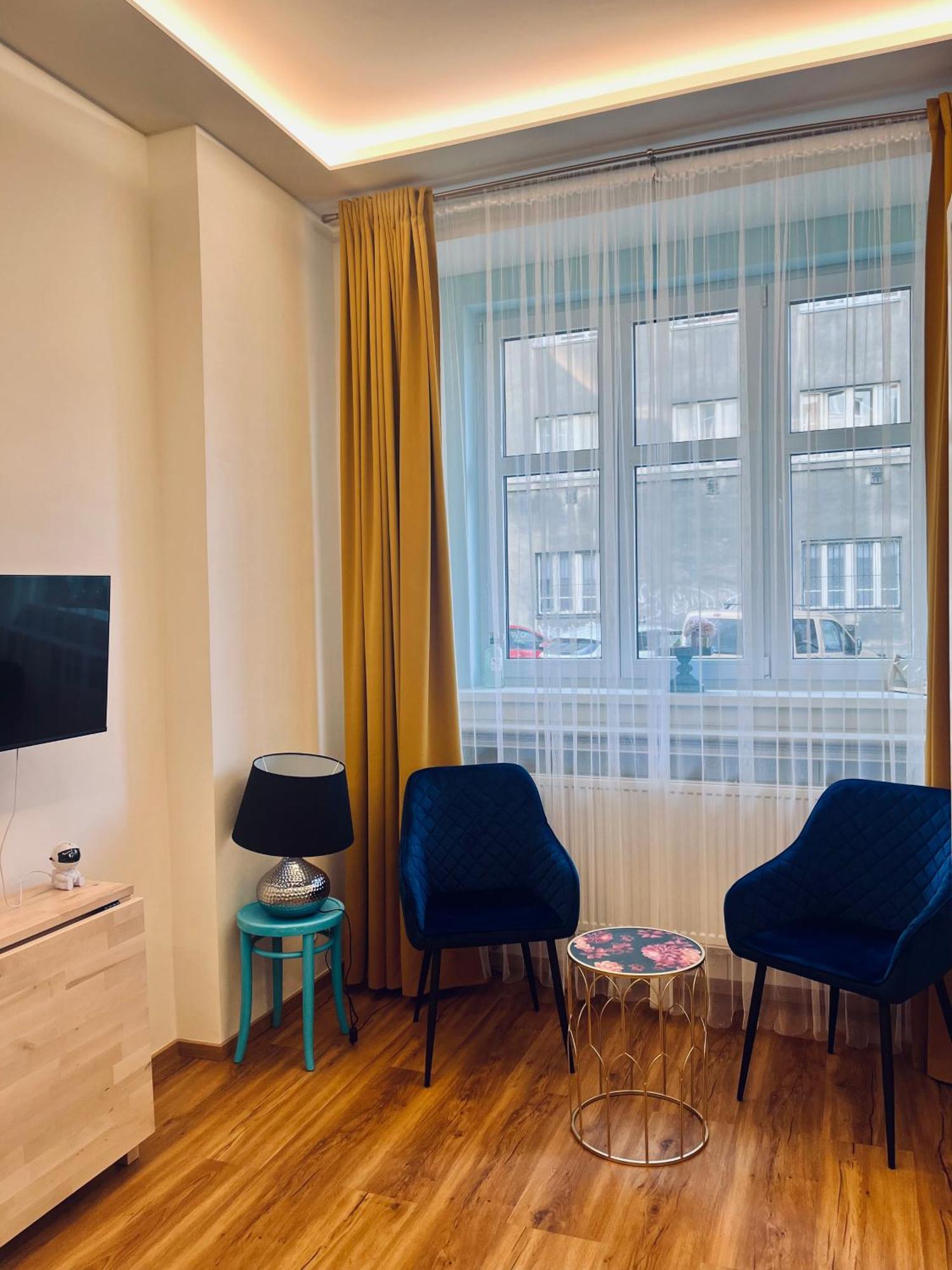 פראג Moderni Apartman Na Hluboke V Praze - Idealni Pro 4 מראה חיצוני תמונה